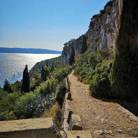 Sun Place * Split